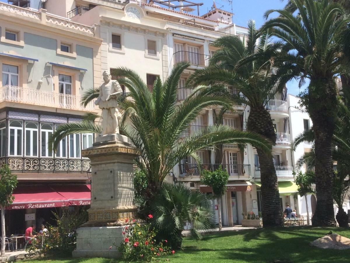 Heart Of Sitges Apartment Екстериор снимка